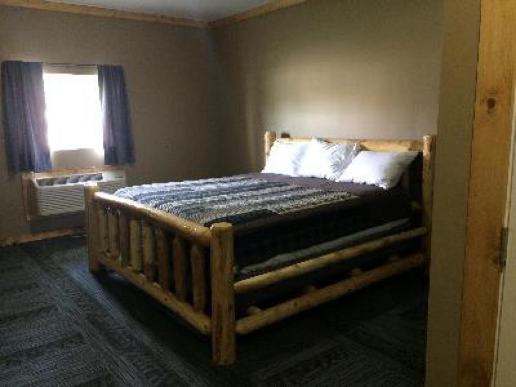 Big Horse Inn And Suites Lewistown Extérieur photo